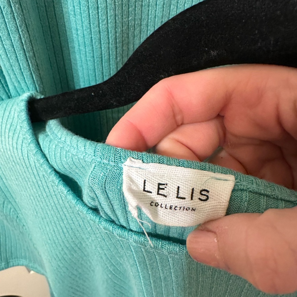 Le Lis Aqua Ribbed Knit Skirt Set - Picture 5 of 5